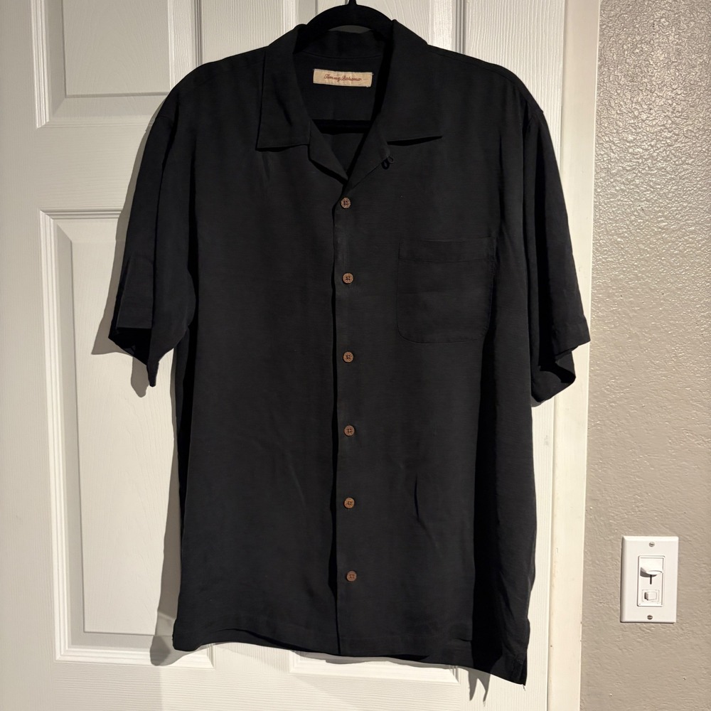 Tommy Bahama Mens M Black 100% Silk Jacquard Palm Tree Camp Shirt Short Sleeve